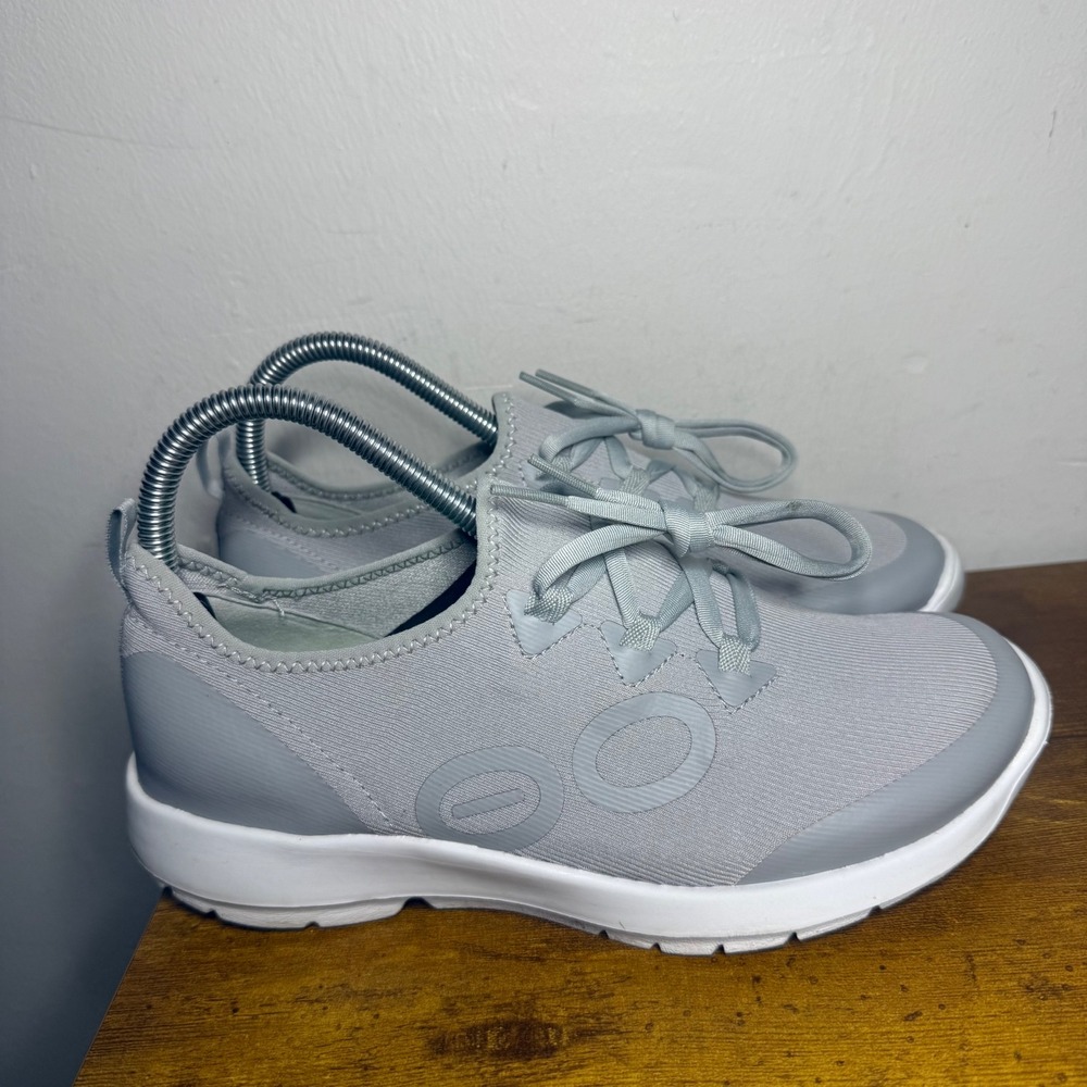 OOFOS OOmg Low Recovery Shoes Womens Size 8 Gray 5010-GREY